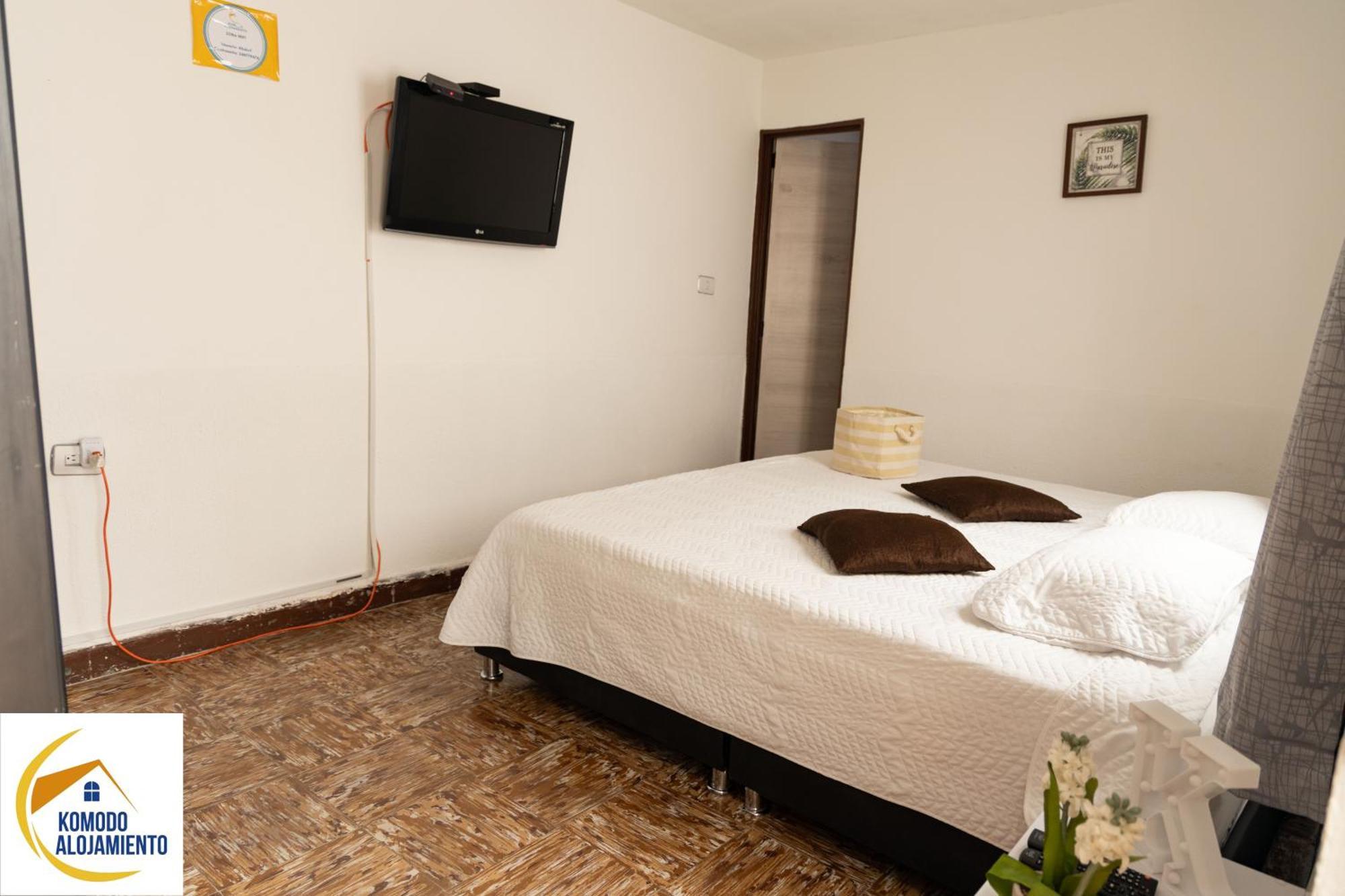 Komodo Alojamiento- Hostal Autoservicio - Ubicado Muy Cerca Al Centro Historico -Habitaciones Con Bano Privado, Wifi , Cama 2X2 Popayan Exterior foto